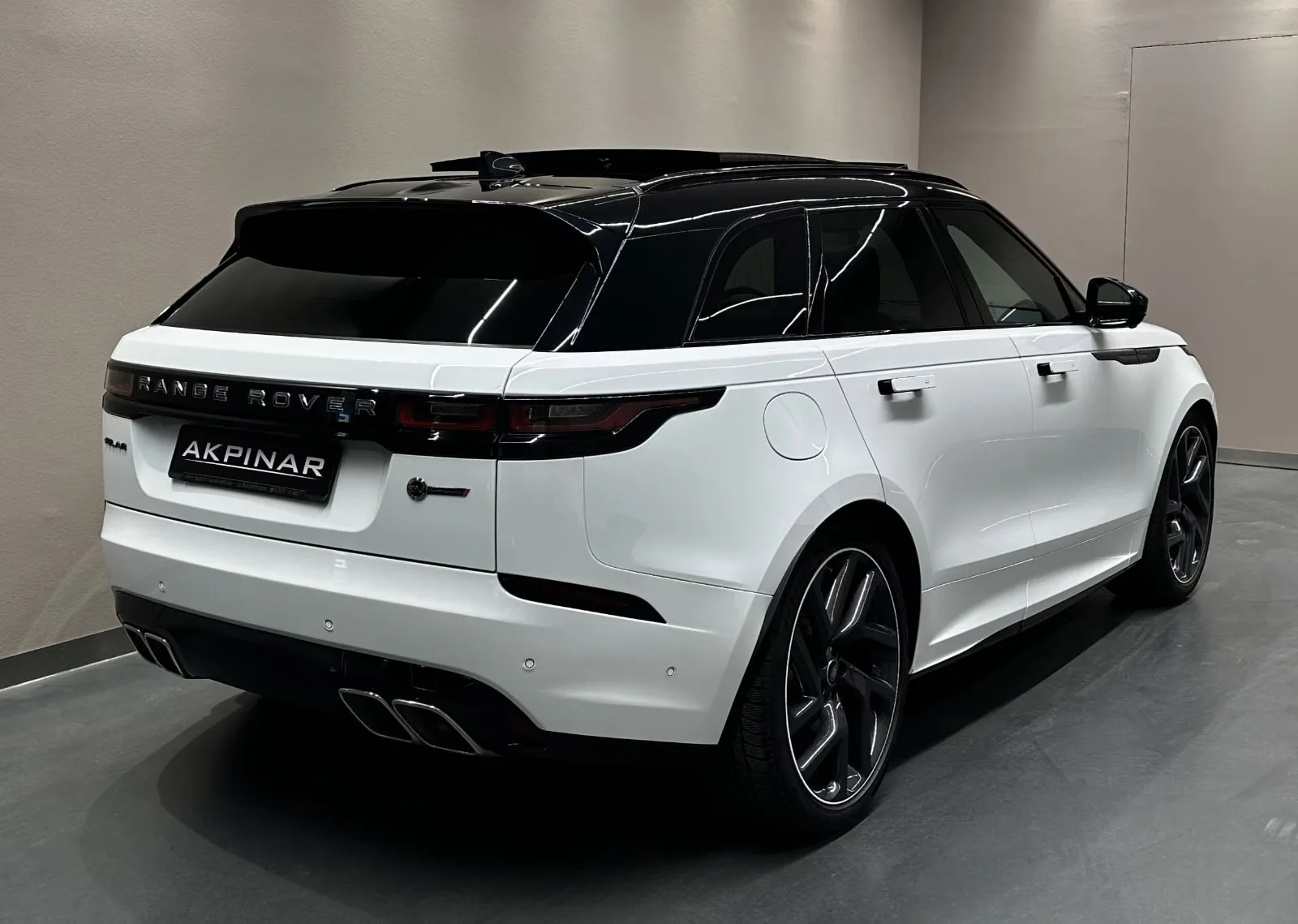 2021 Land Rover Range Rover Velar SVAutobiography Dynamic, 7/28