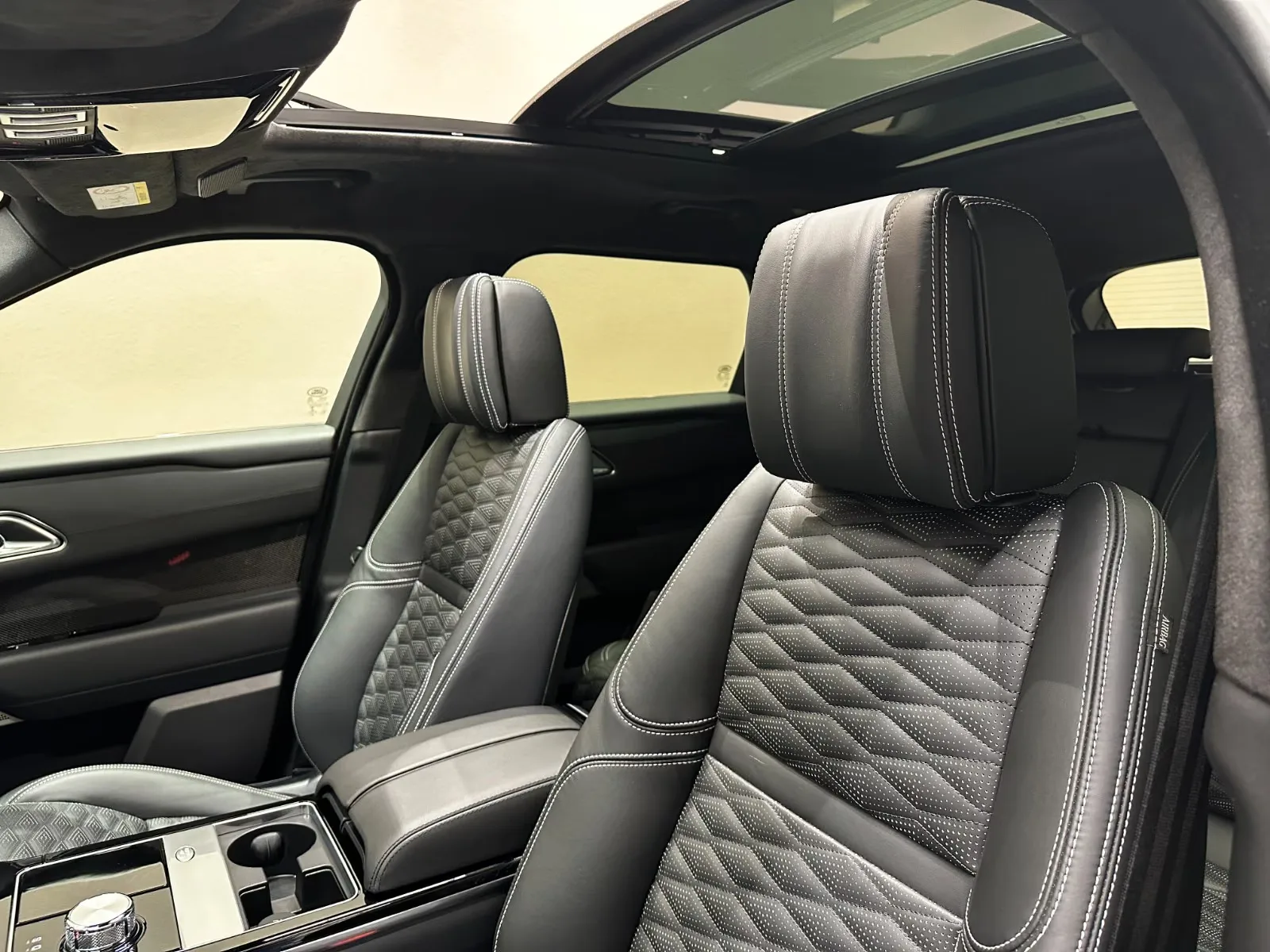 2021 Land Rover Range Rover Velar SVAutobiography Dynamic, 11/28
