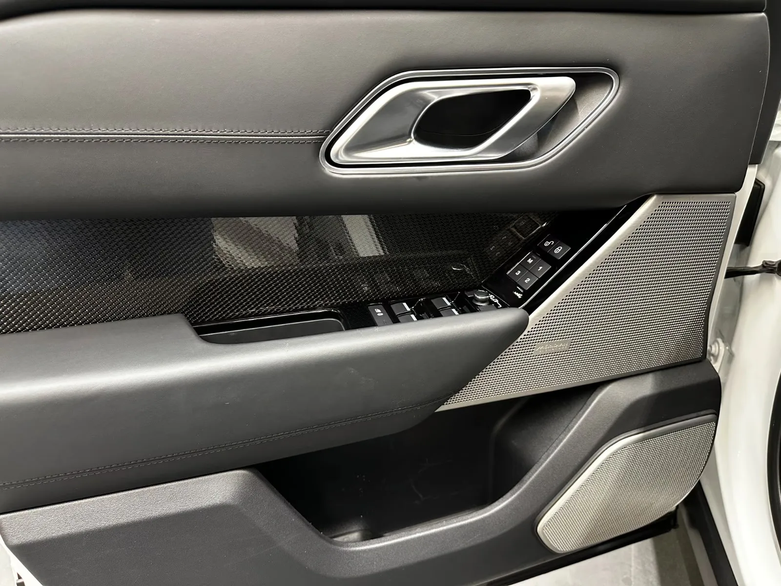2021 Land Rover Range Rover Velar SVAutobiography Dynamic, 13/28