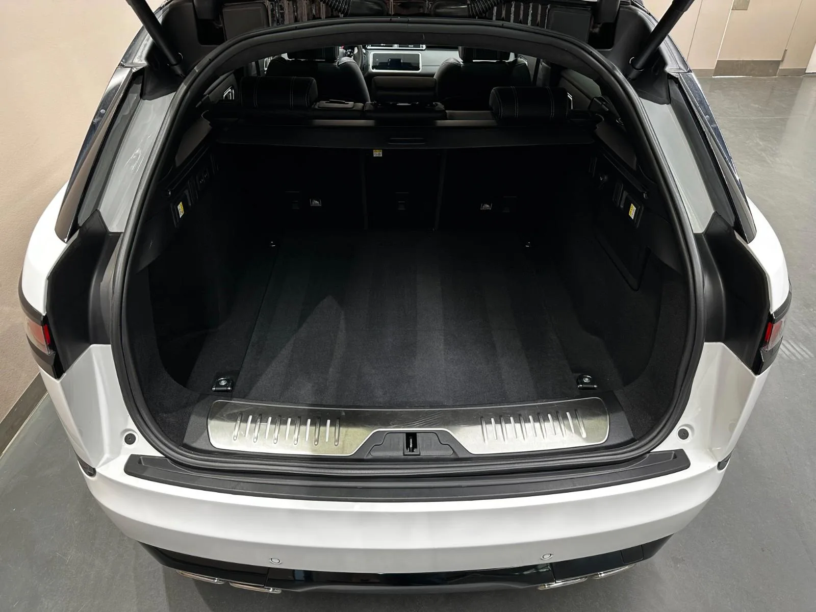 2021 Land Rover Range Rover Velar SVAutobiography Dynamic, 17/28