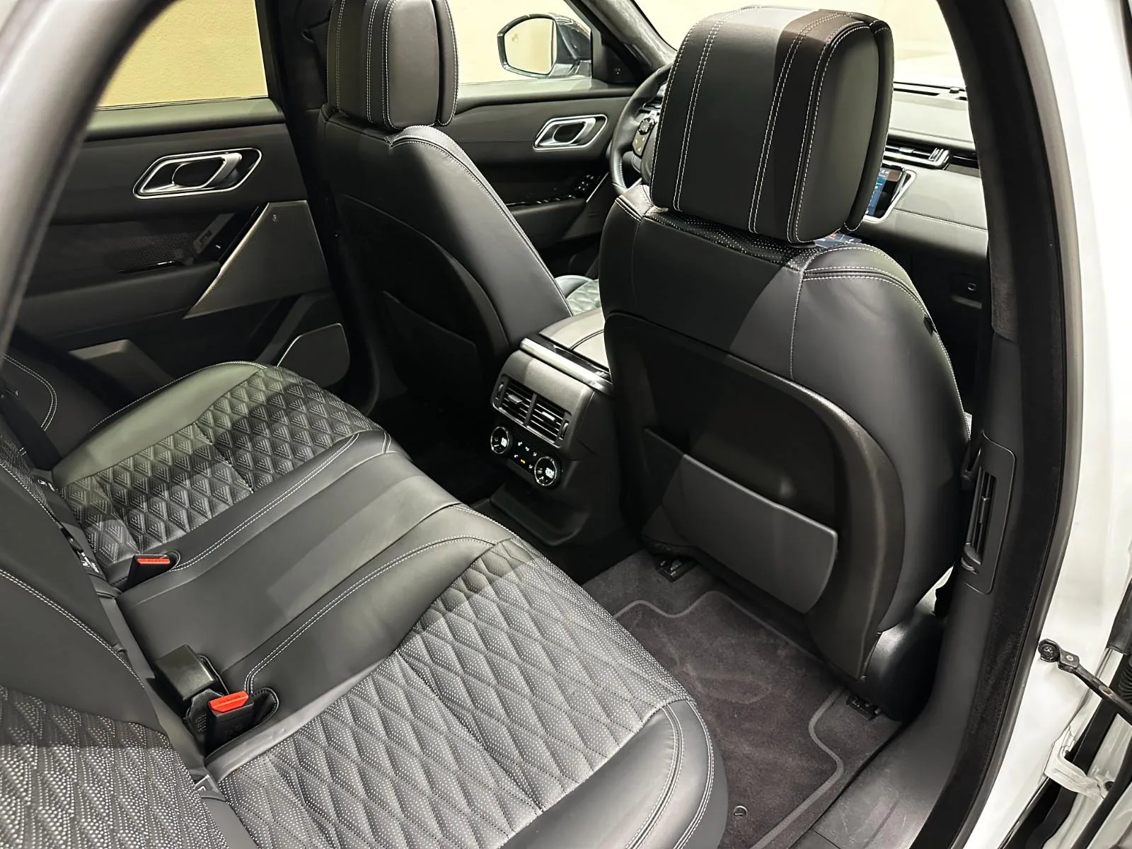 2021 Land Rover Range Rover Velar SVAutobiography Dynamic, 20/28