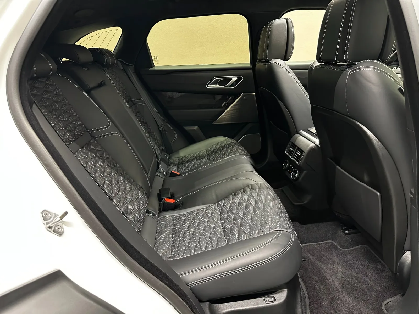 2021 Land Rover Range Rover Velar SVAutobiography Dynamic, 21/28