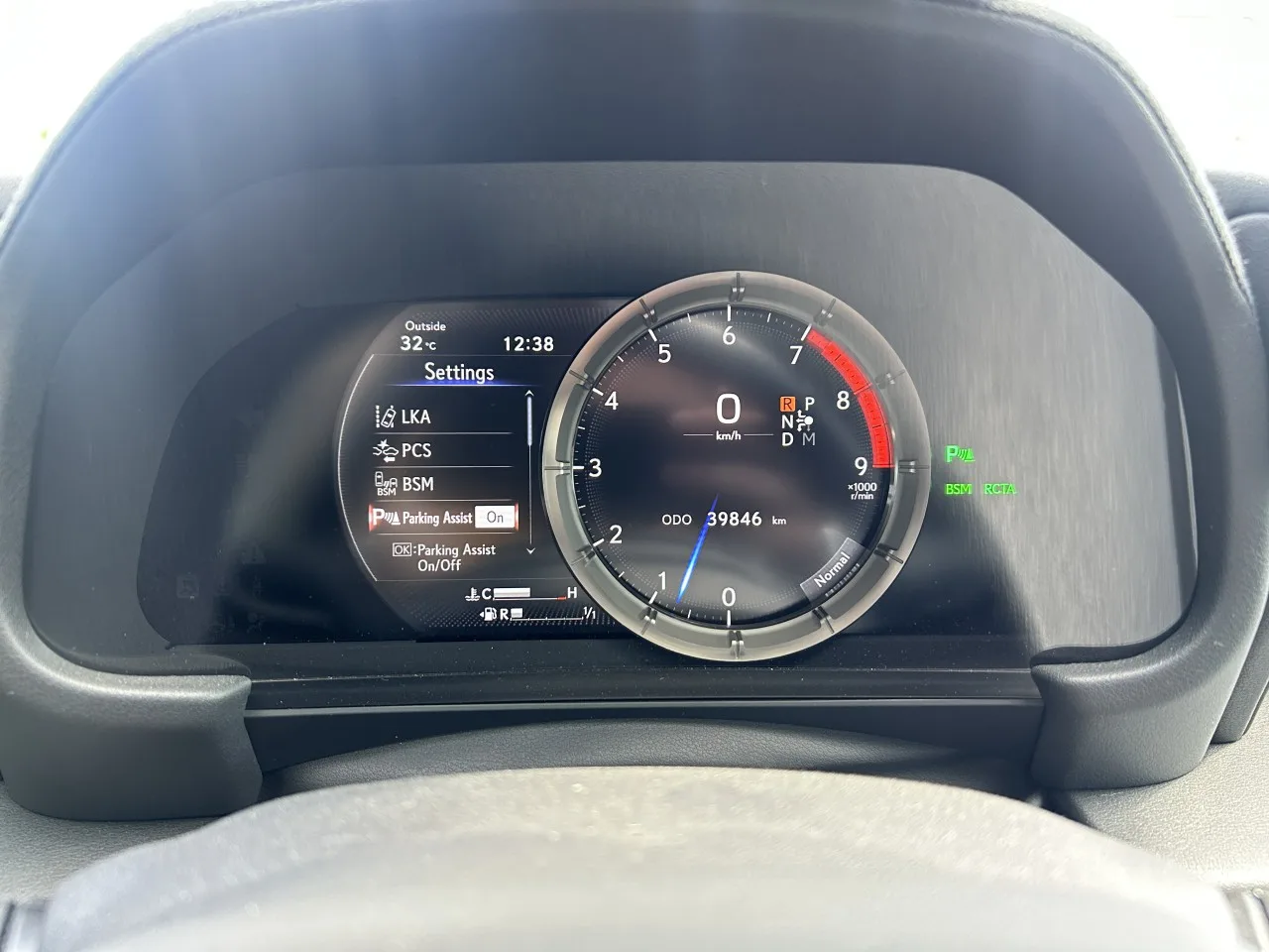 2021 Lexus LC 500 Sport+ offered by a specialist dealer in Písek, Czechia, photo 18 of 34
