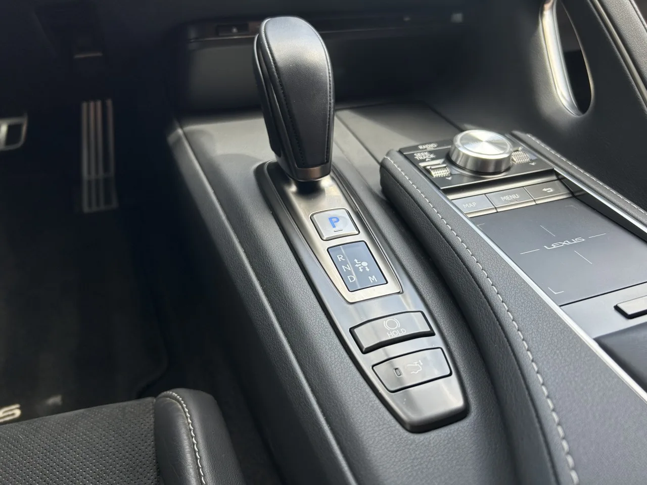2021 Lexus LC 500 Sport+ offered by a specialist dealer in Písek, Czechia, photo 21 of 34