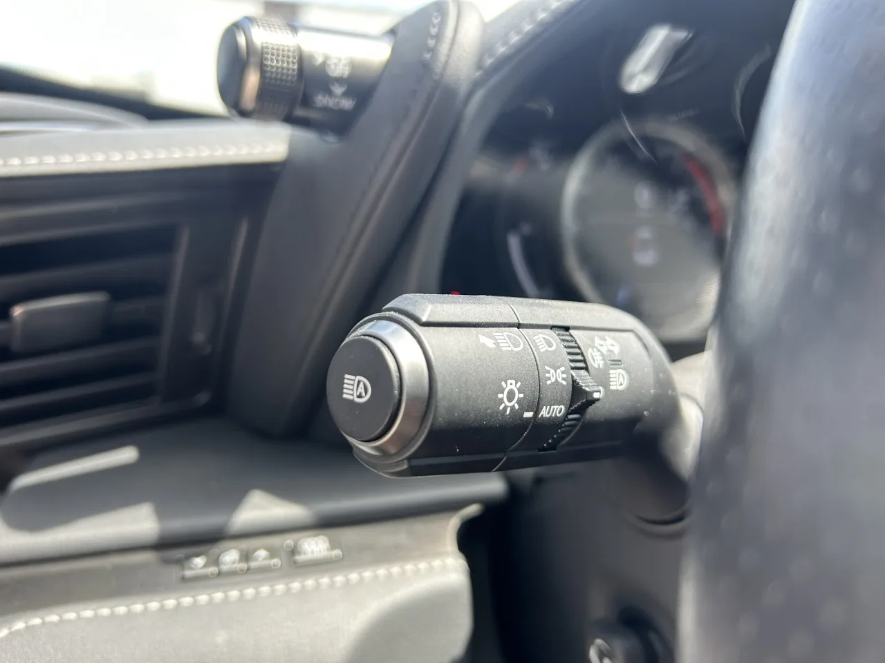 2021 Lexus LC 500 Sport+ offered by a specialist dealer in Písek, Czechia, photo 26 of 34
