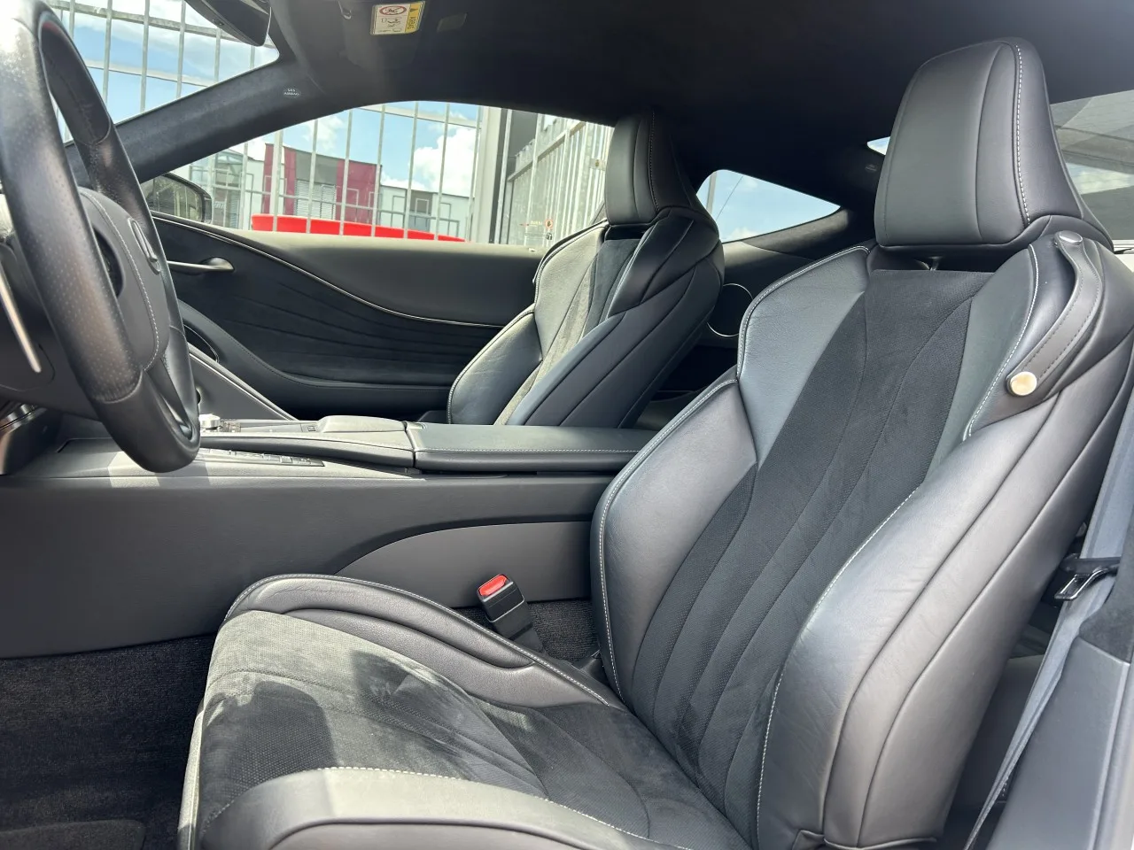 2021 Lexus LC 500 Sport+ offered by a specialist dealer in Písek, Czechia, photo 28 of 34