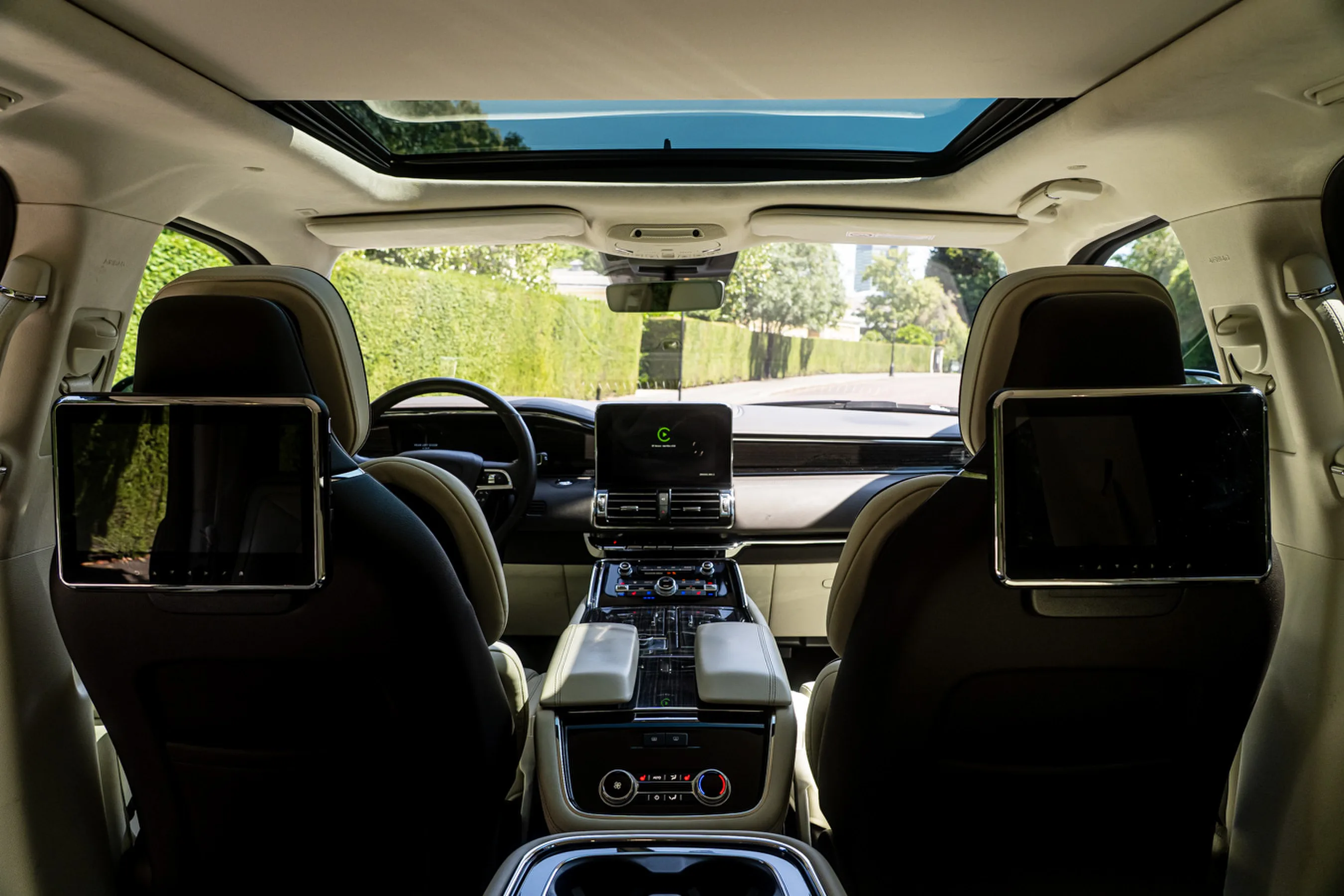 2021 Lincoln Navigator Presidential, 7/11
