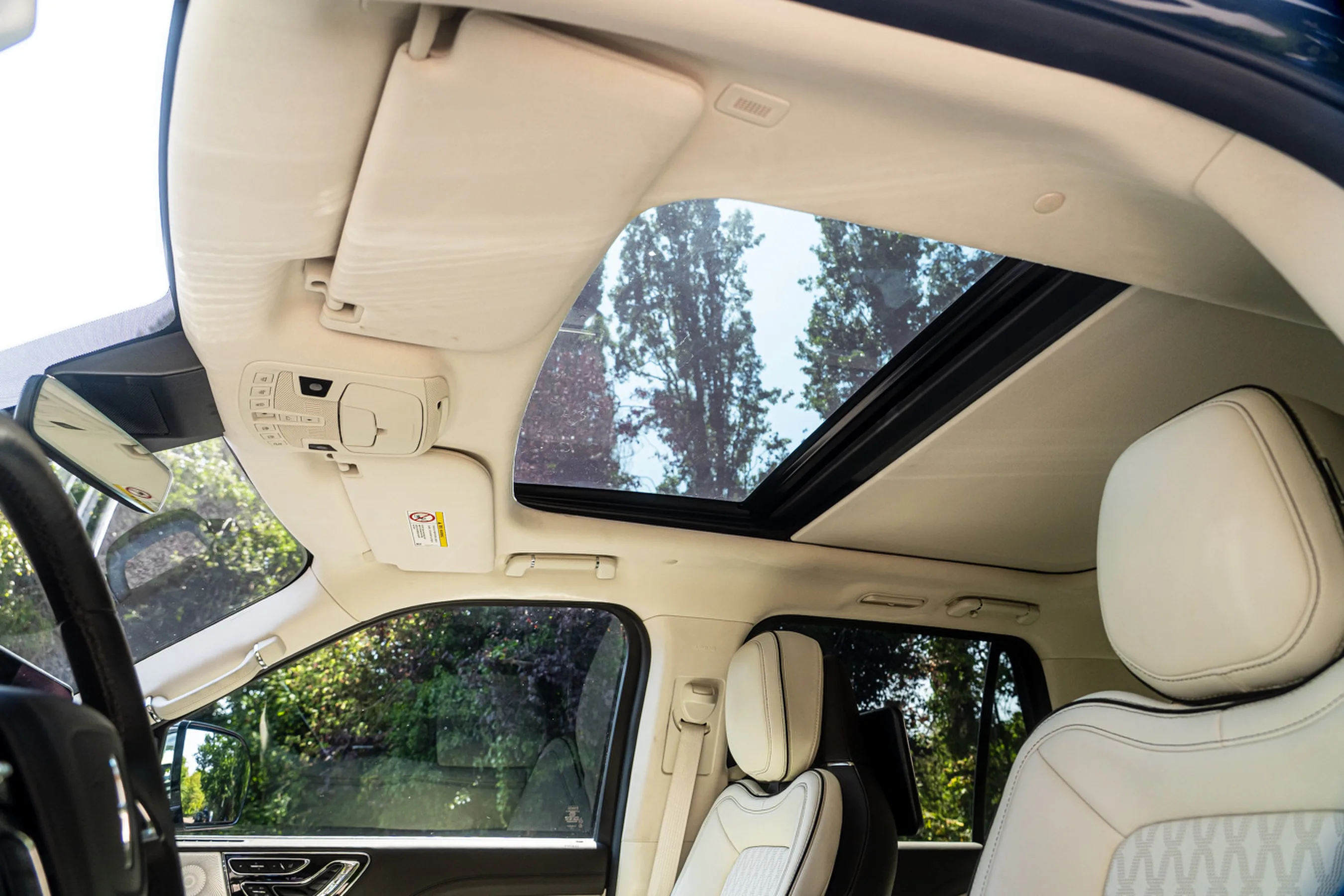 2021 Lincoln Navigator Presidential, 10/11