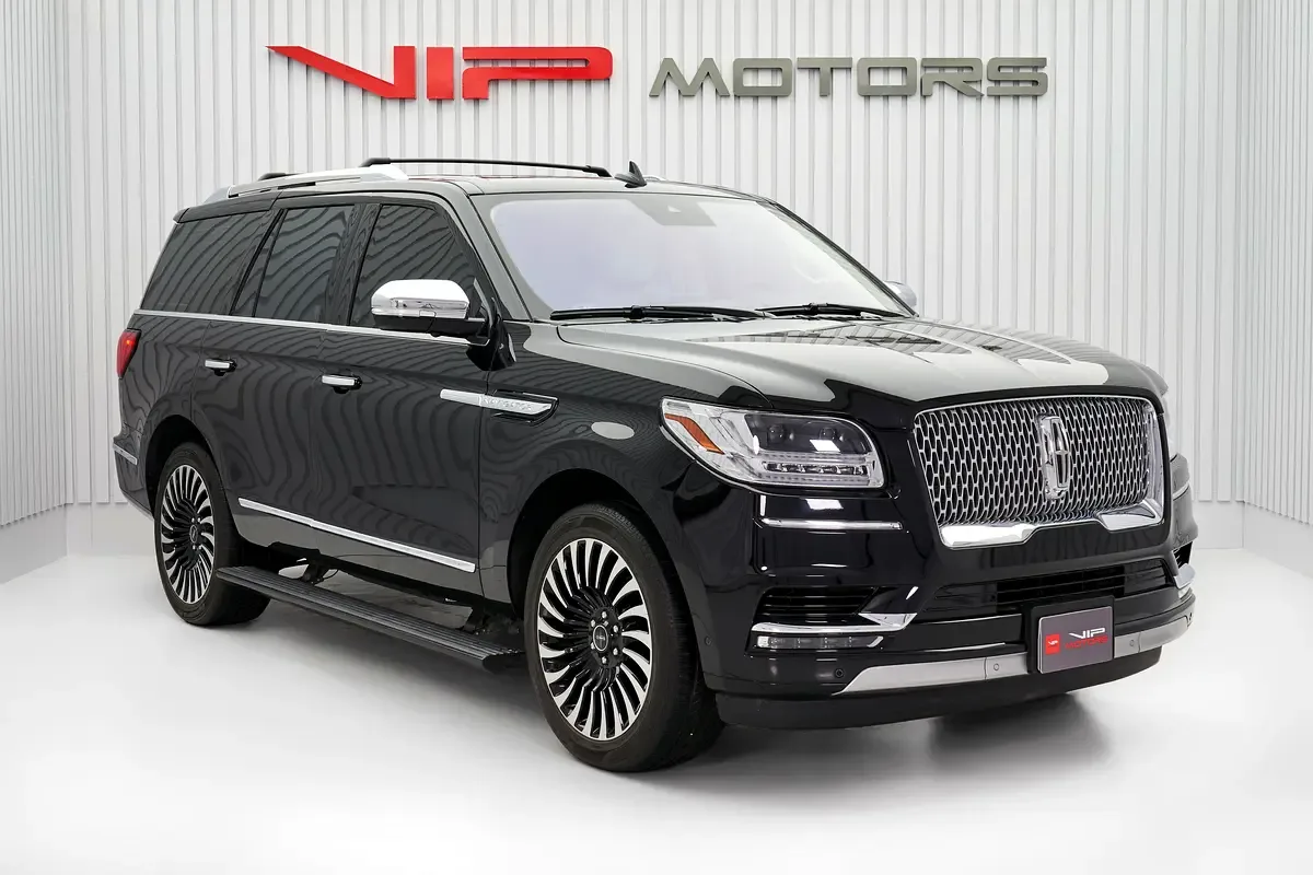 2021 Lincoln Navigator Presidential, 3/8