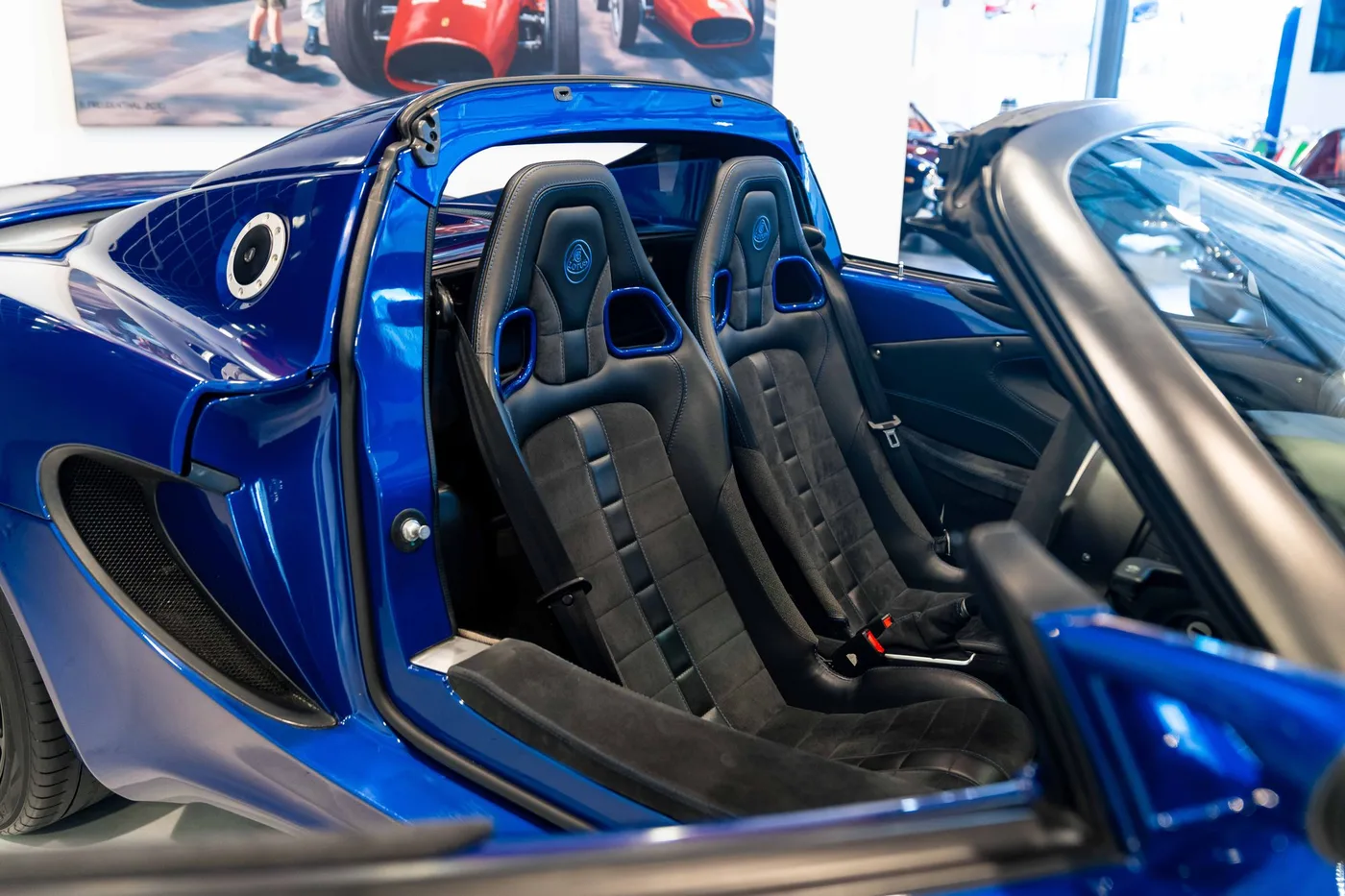 2021 Lotus Elise Sport 240 proposée par un spécialiste de la voiture de collection à London, Royaume-Uni, photo 12 sur 21