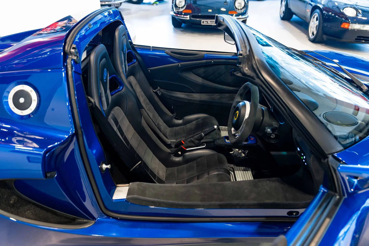 2021 Lotus Elise Sport 240 proposée par un spécialiste de la voiture de collection à London, Royaume-Uni, photo 14 sur 21