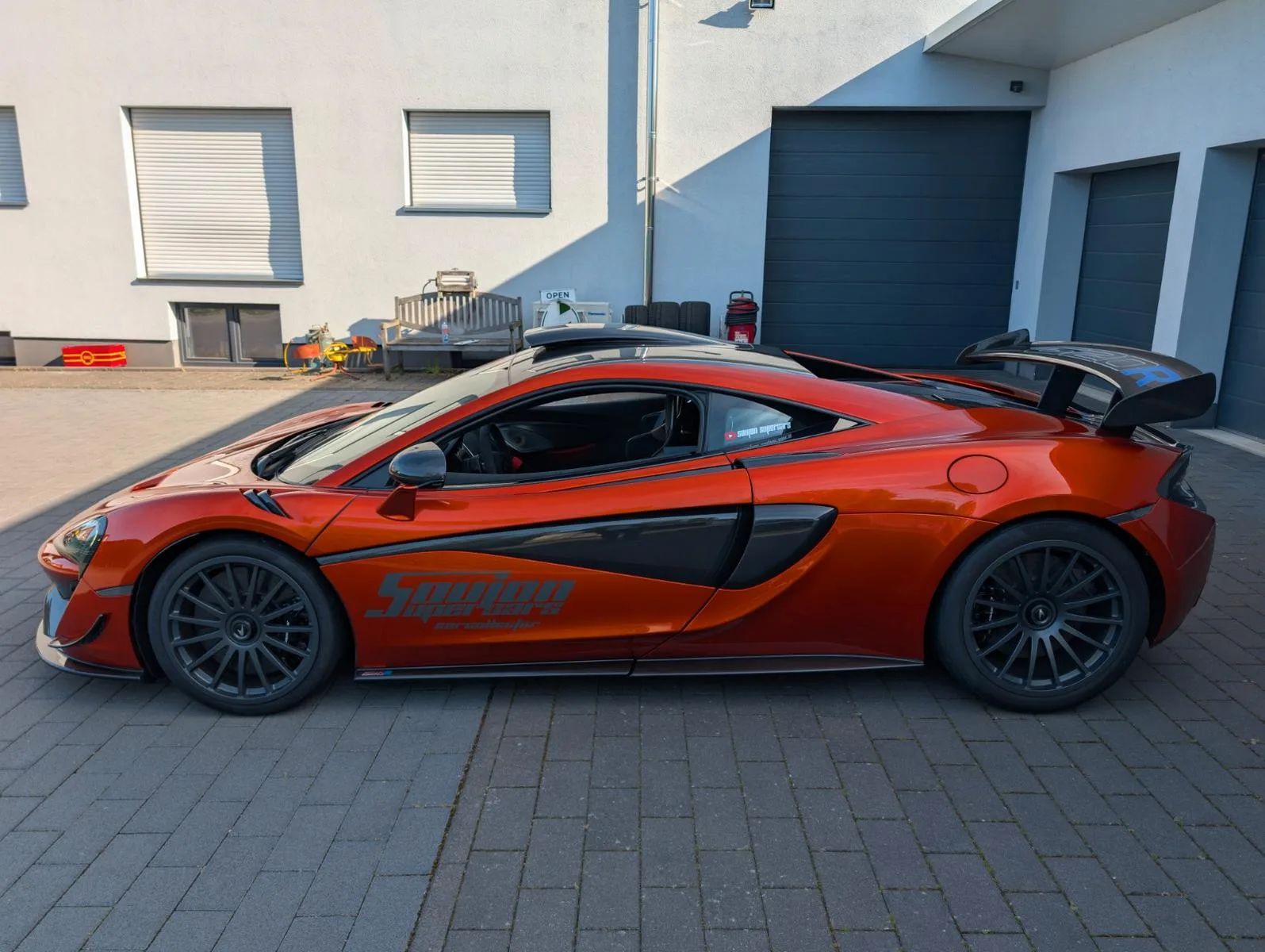 2021 McLaren 620R, 3/14
