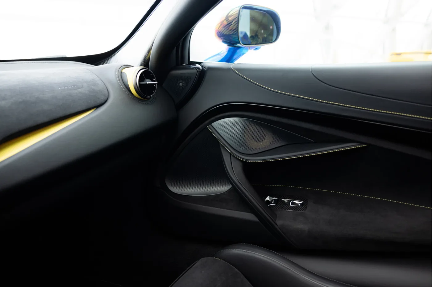 2021 McLaren 720S Spider angeboten von einem offiziellen McLaren und Morgan-Vertragshändler in Utrecht, Niederlande, Foto 21 von 25