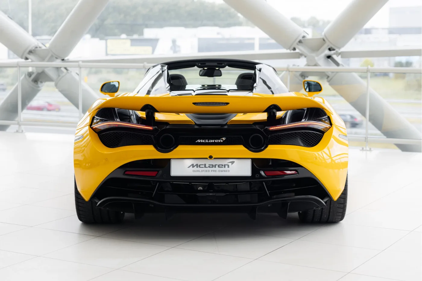 2021 McLaren 720S Spider angeboten von einem offiziellen McLaren und Morgan-Vertragshändler in Utrecht, Niederlande, Foto 3 von 25