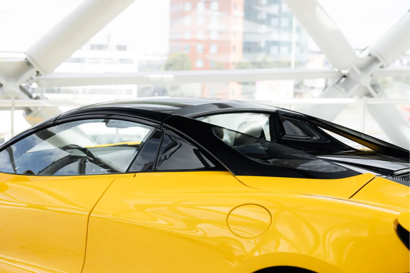 2021 McLaren 720S Spider angeboten von einem offiziellen McLaren und Morgan-Vertragshändler in Utrecht, Niederlande, Foto 11 von 25