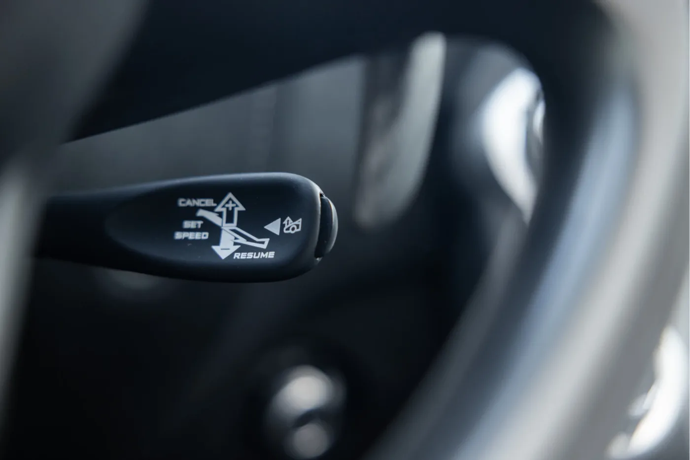 2021 McLaren 720S Spider angeboten von einem offiziellen McLaren und Morgan-Vertragshändler in Utrecht, Niederlande, Foto 19 von 25