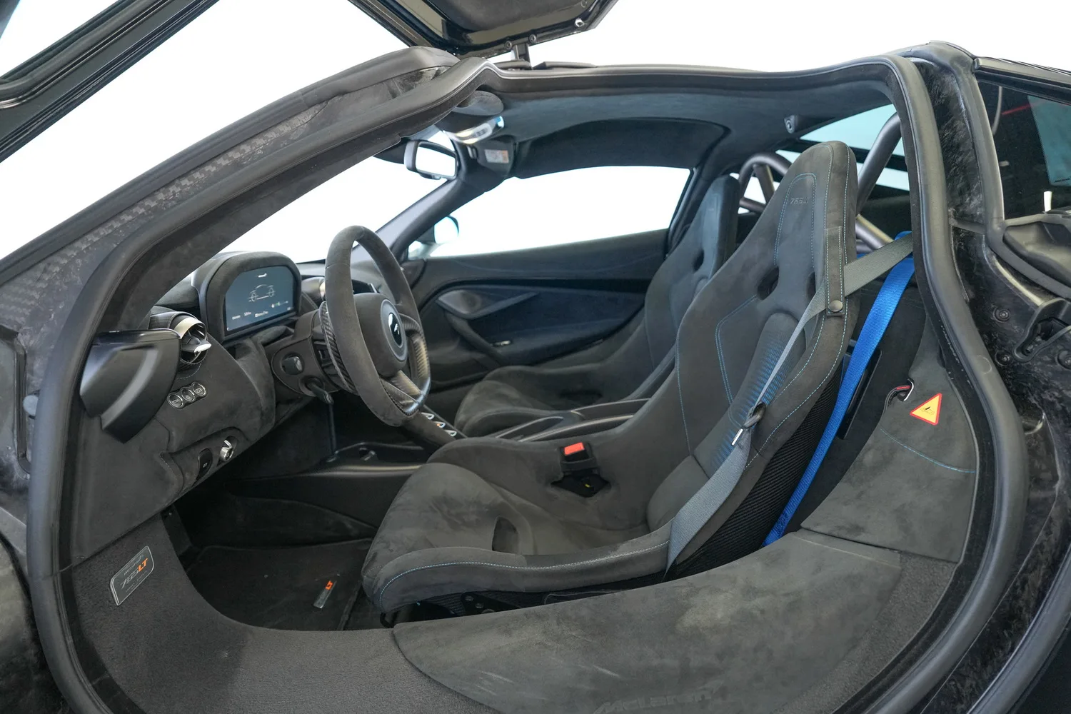2021 McLaren 765LT, 16/20