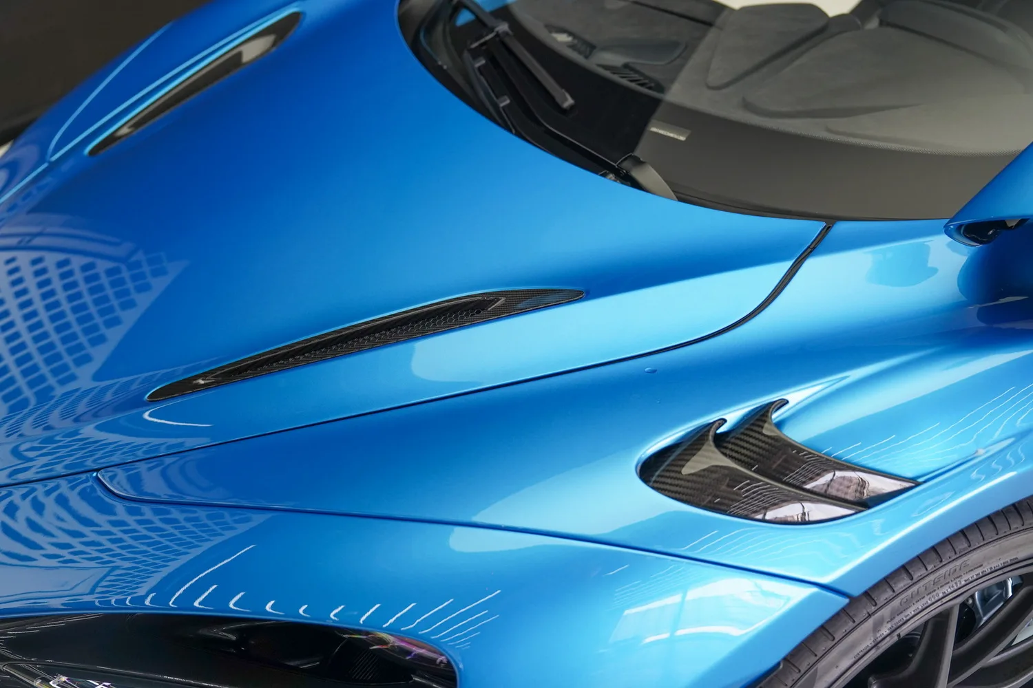2021 McLaren 765LT, 10/20