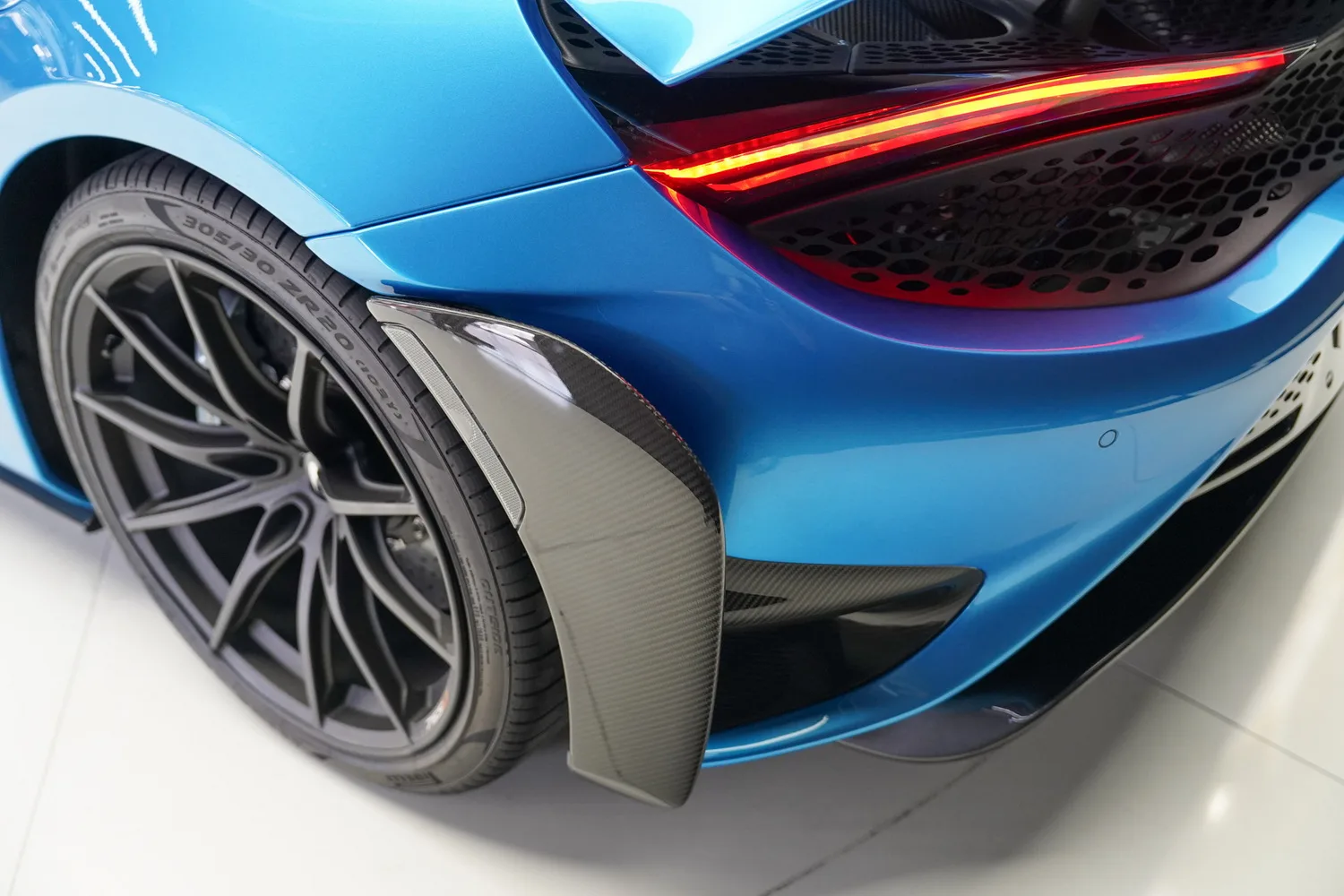2021 McLaren 765LT, 12/20