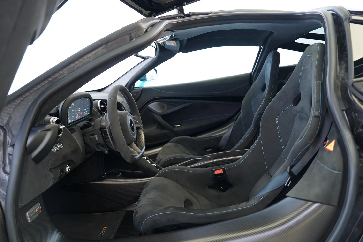 2021 McLaren 765LT, 13/20