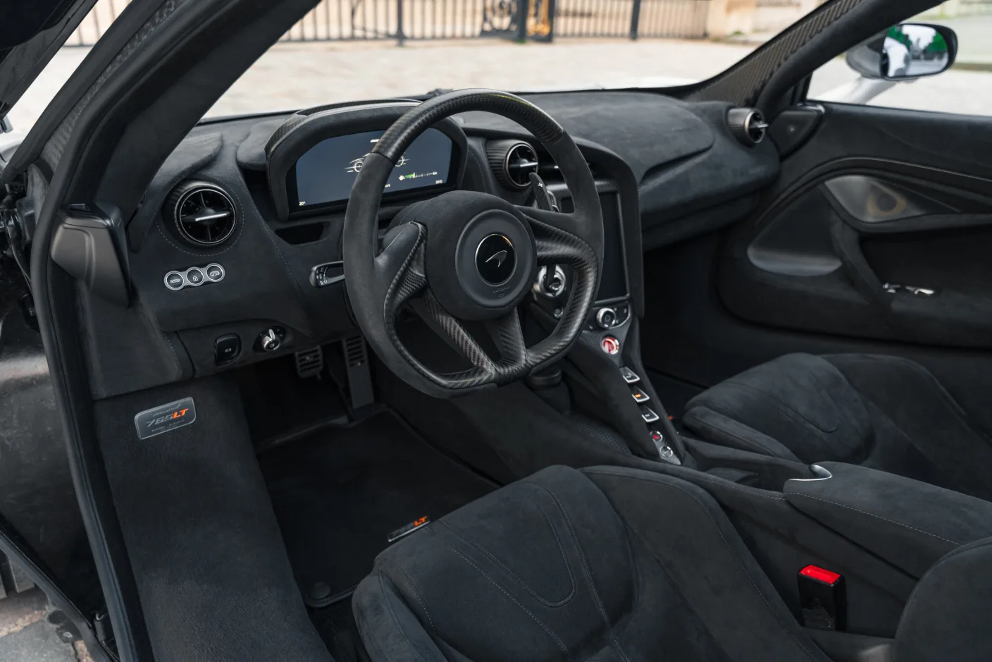2021 McLaren 765LT, 12/30