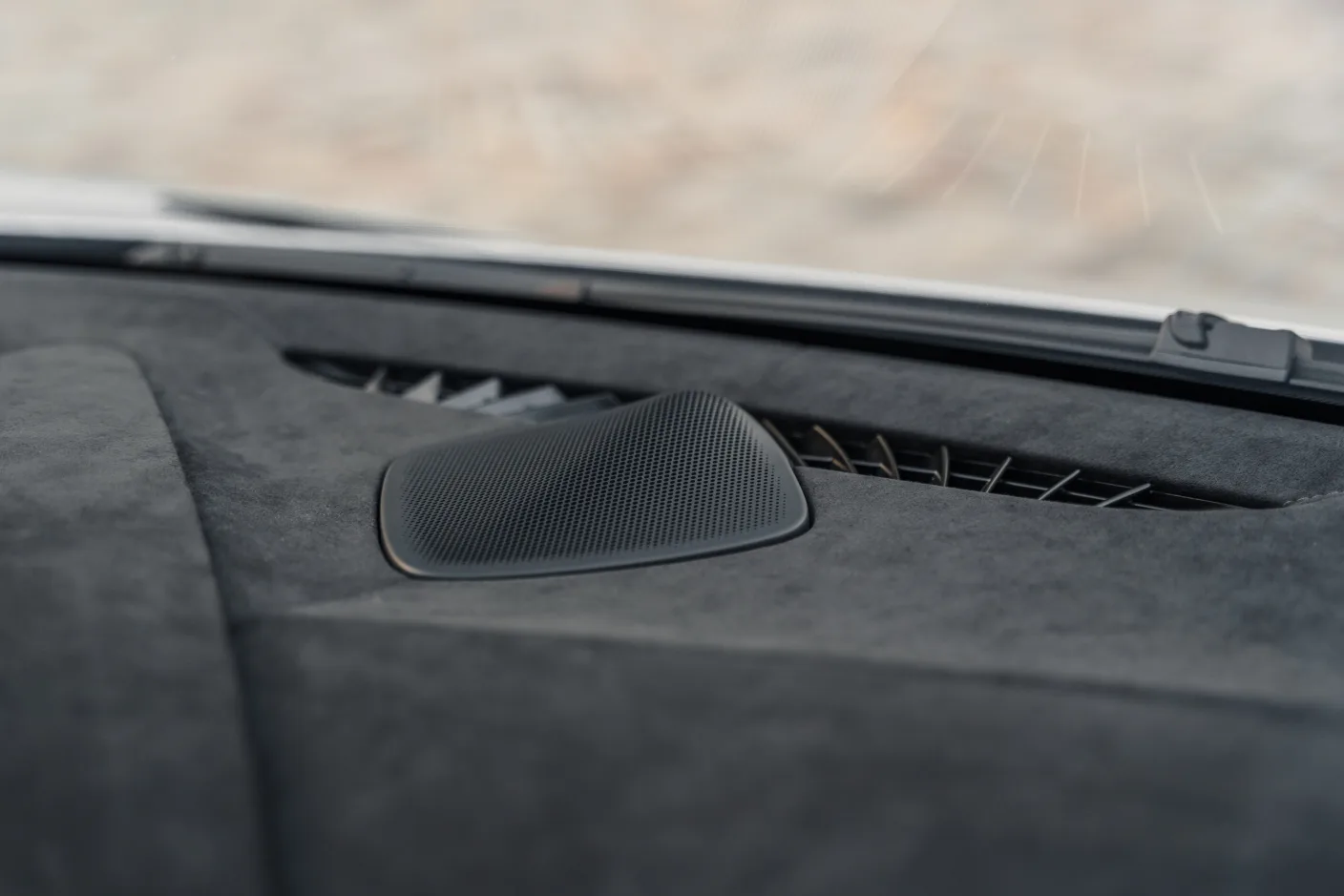 2021 McLaren 765LT, 25/30