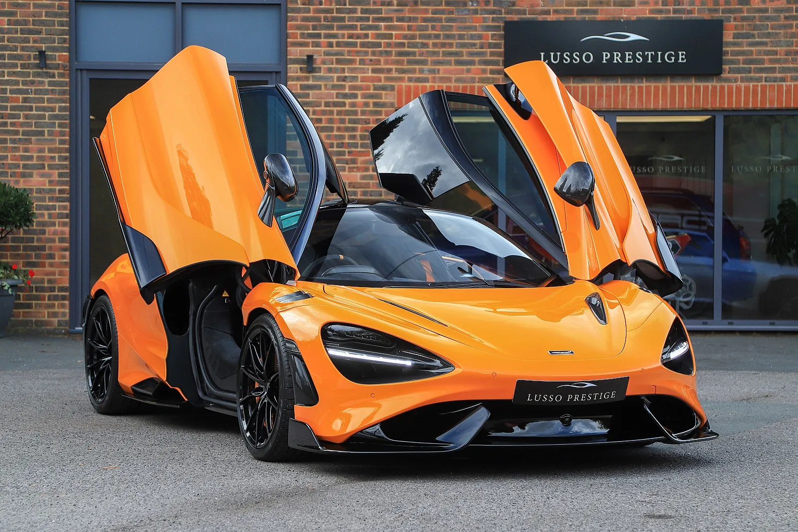 2021 McLaren 765LT, 3/30
