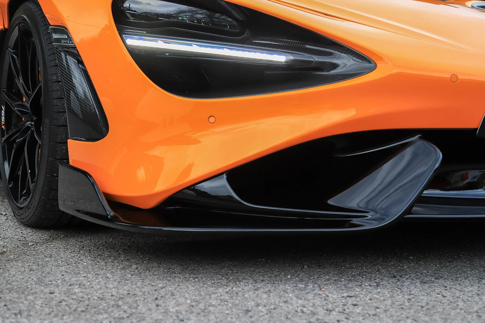 2021 McLaren 765LT, 18/30