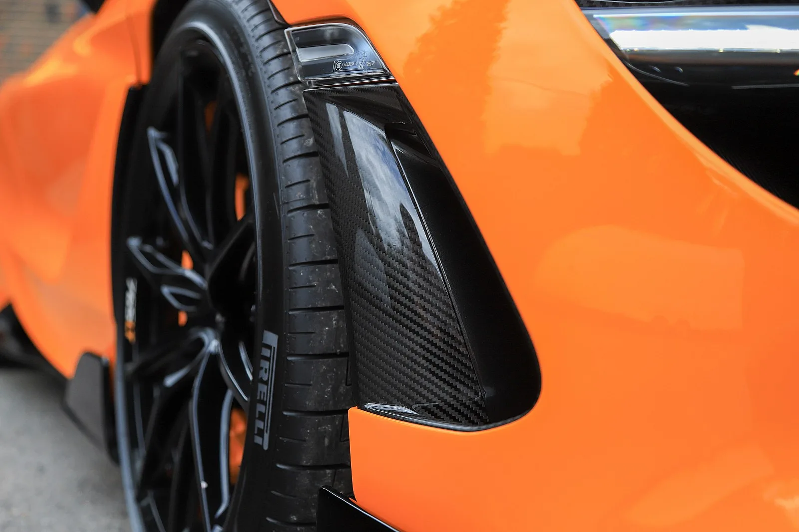 2021 McLaren 765LT, 19/30