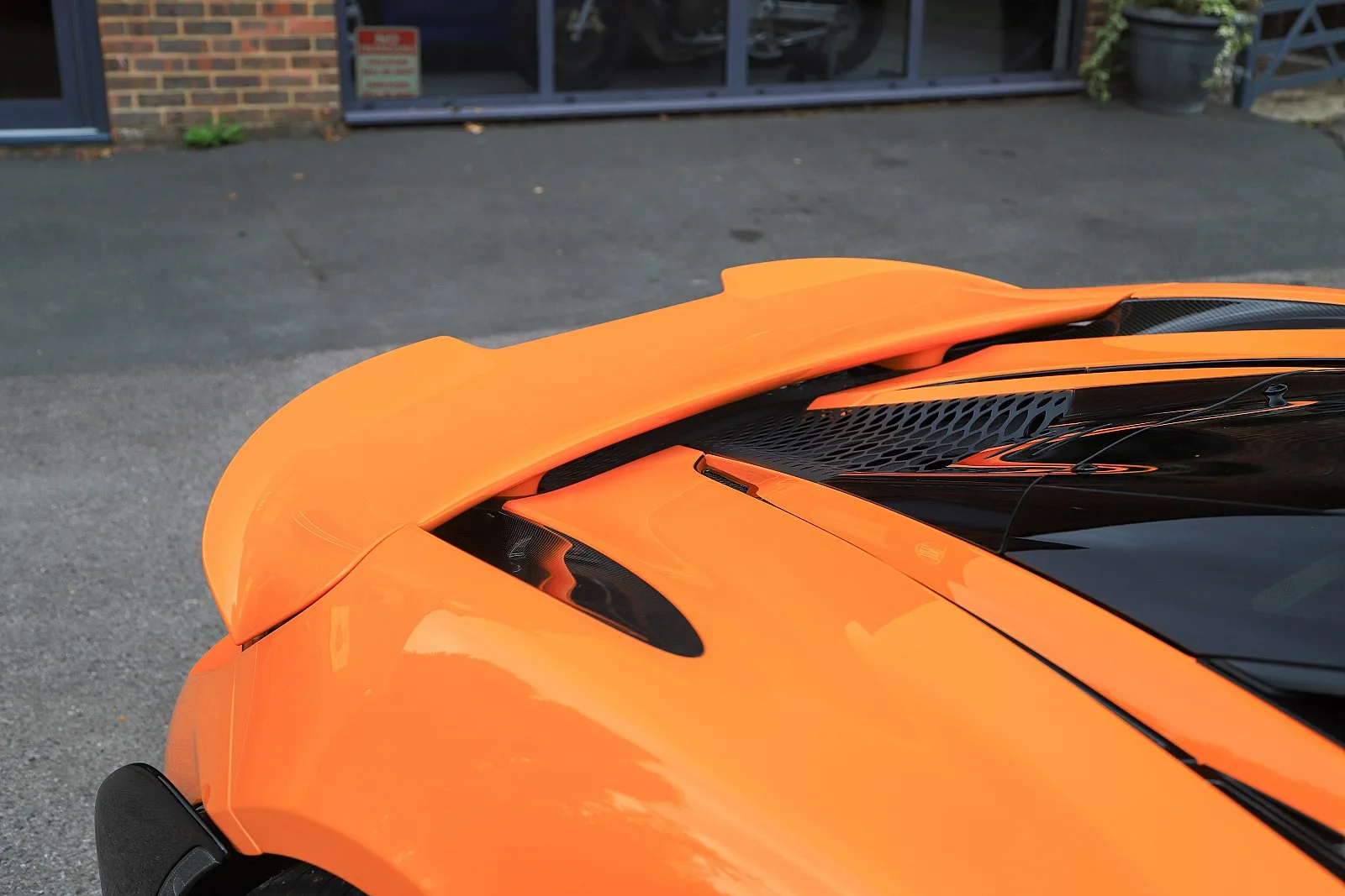 2021 McLaren 765LT, 25/30