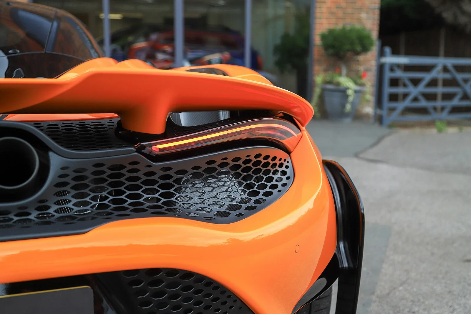2021 McLaren 765LT, 28/30