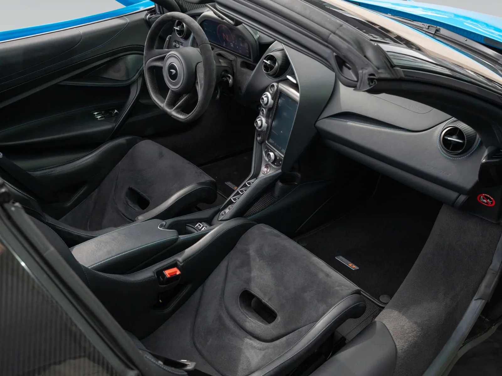 2021 McLaren 765LT Spider, 29/30