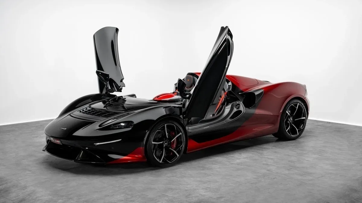 2021 McLaren Elva angeboten von einem Fachhändler in Dubai, Vereinigte Arabische Emirate, Foto 2 von 25