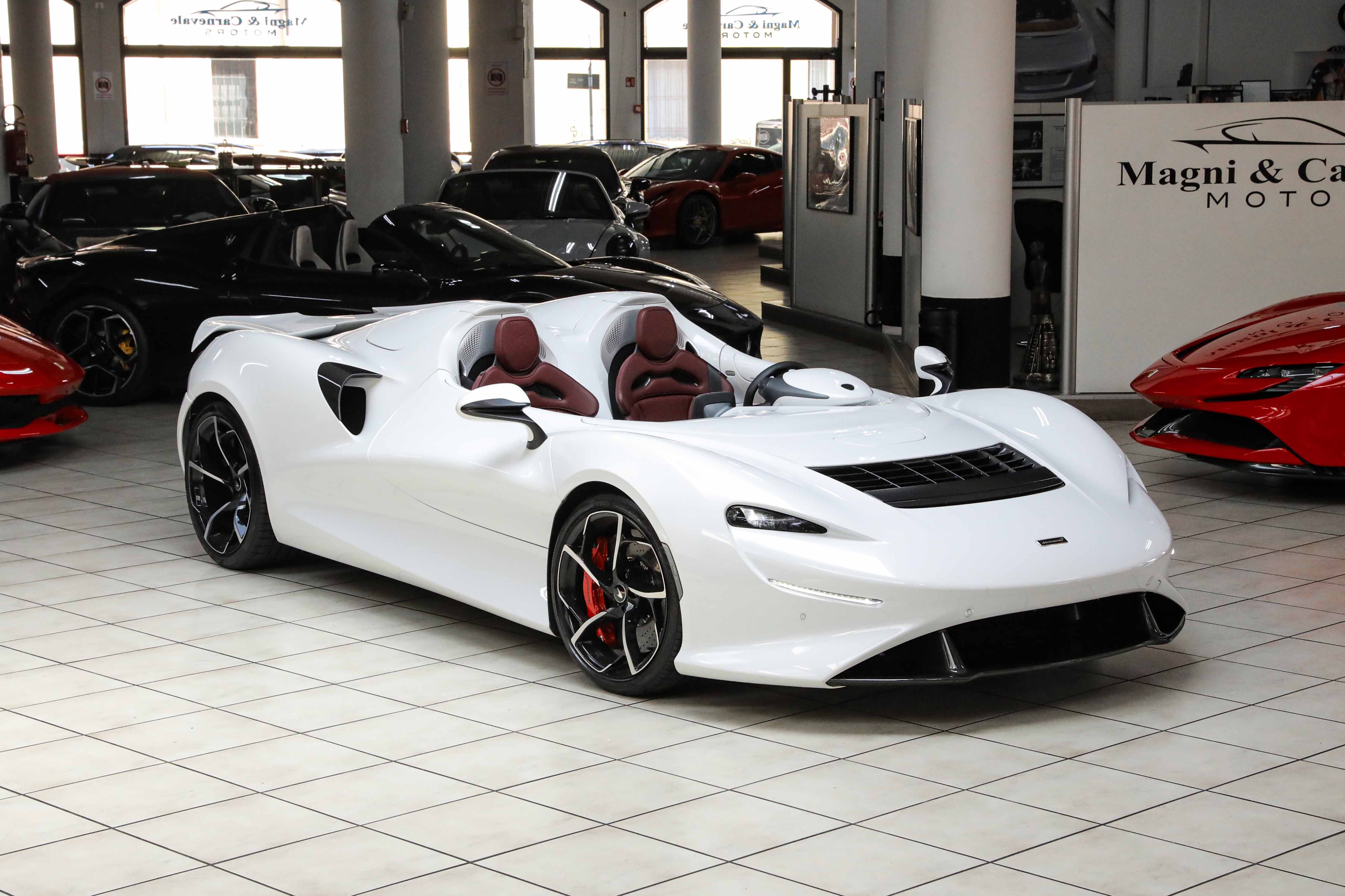 2021 McLaren Elva offered by a specialist dealer in Milan, Italy, photo 2 of 20