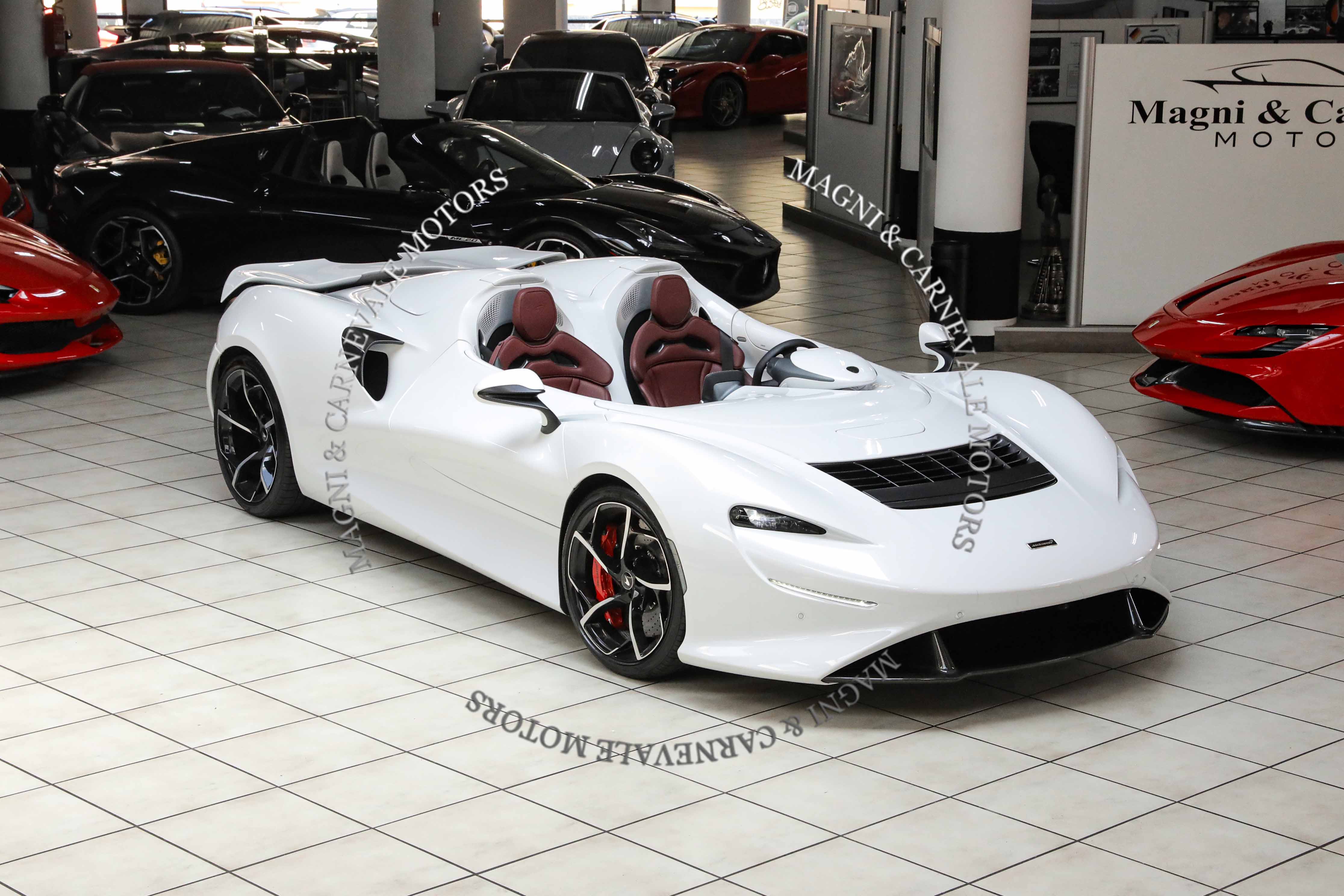 2021 McLaren Elva offered by a specialist dealer in Milan, Italy, photo 6 of 20