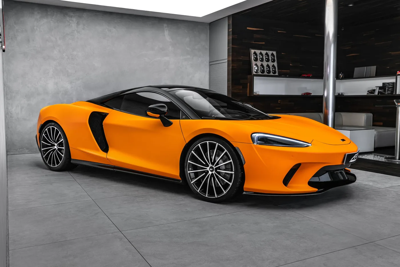 2021 McLaren GT angeboten von einem Fachhändler in Ostrava, Tschechien, Foto 3 von 15