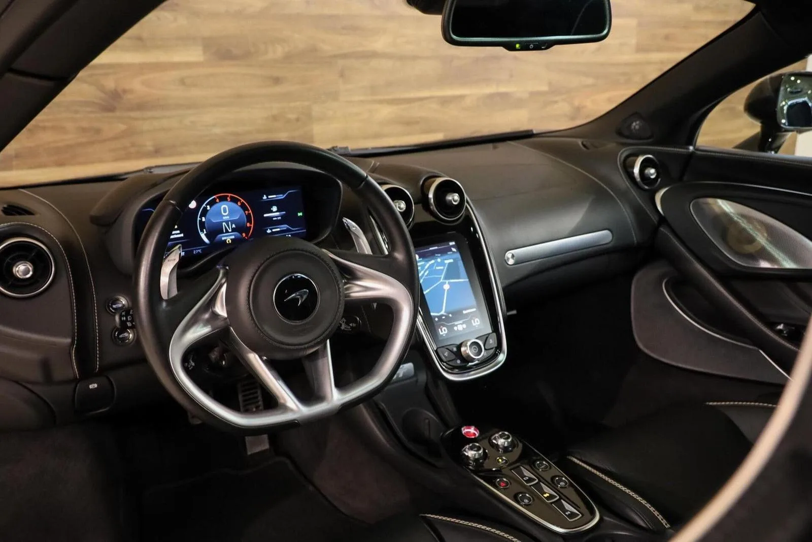2021 McLaren GT, 3/28