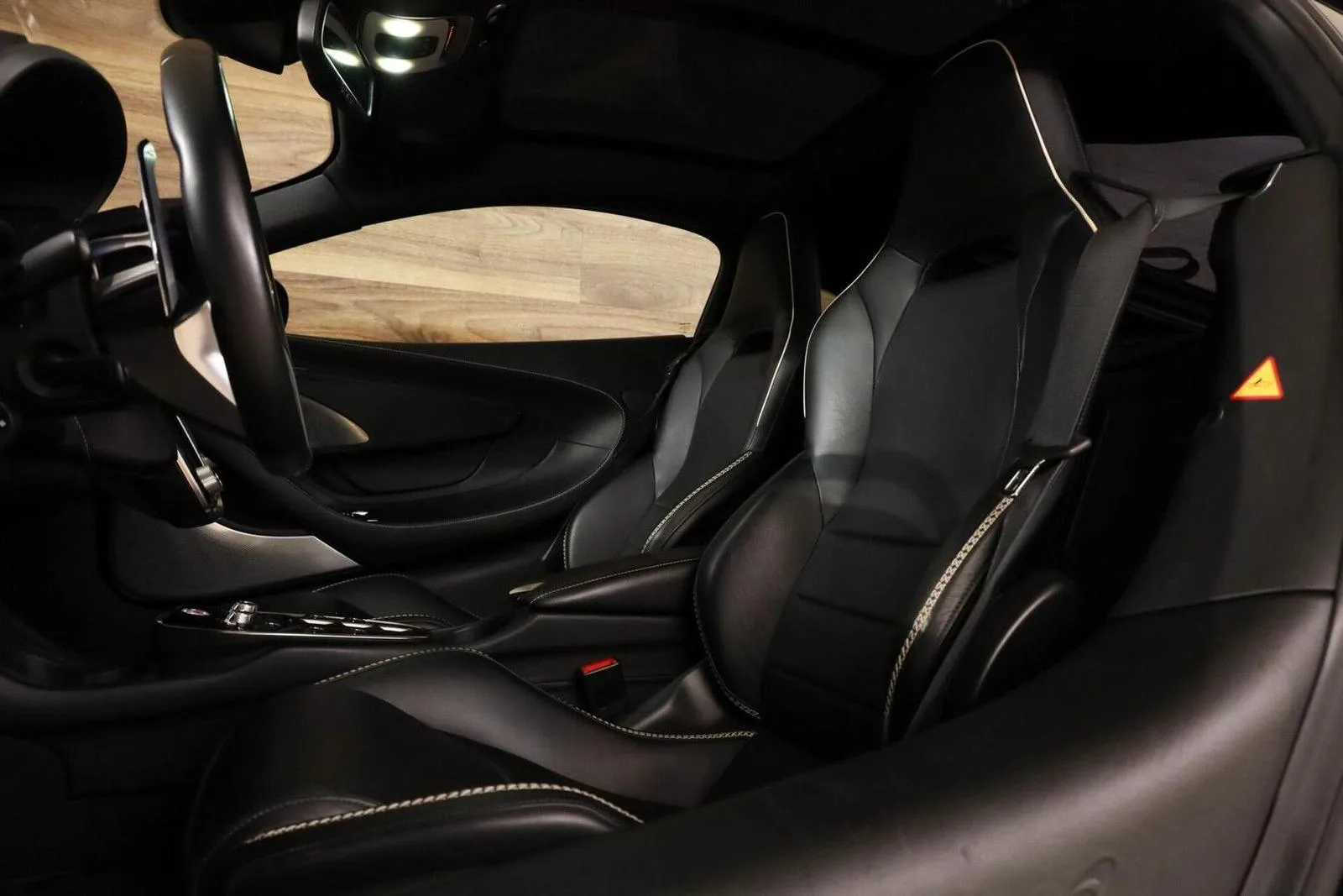 2021 McLaren GT, 6/28