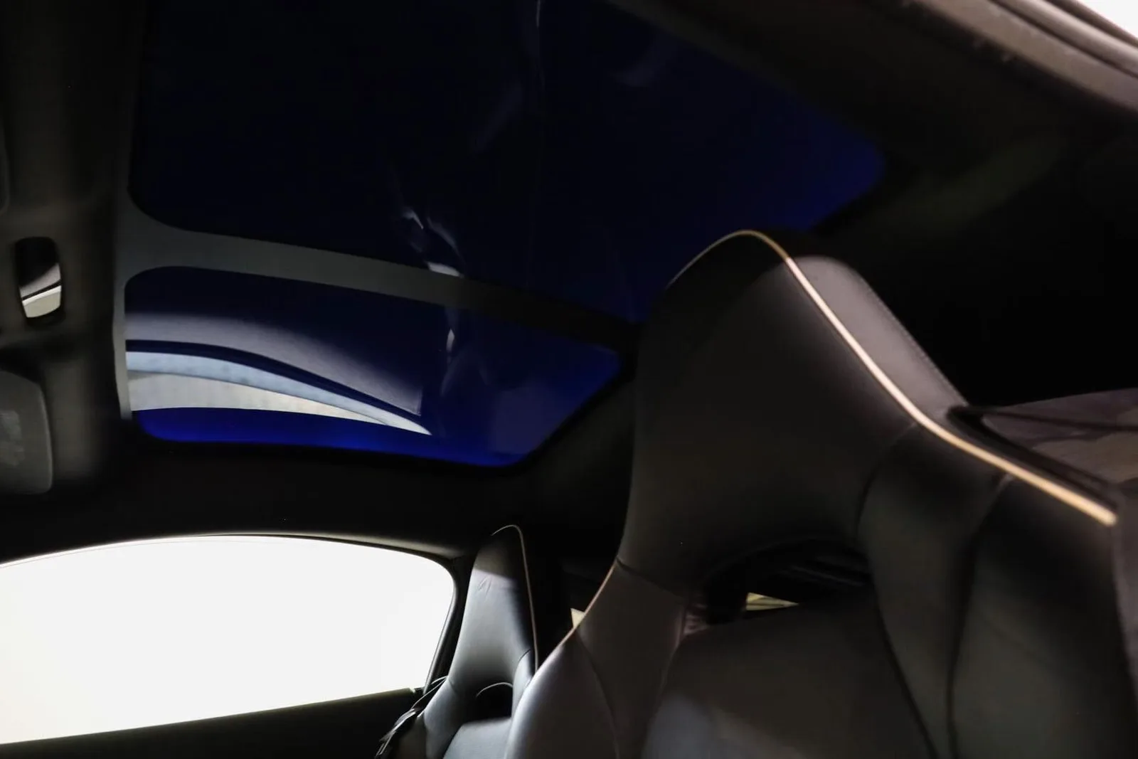 2021 McLaren GT, 9/28
