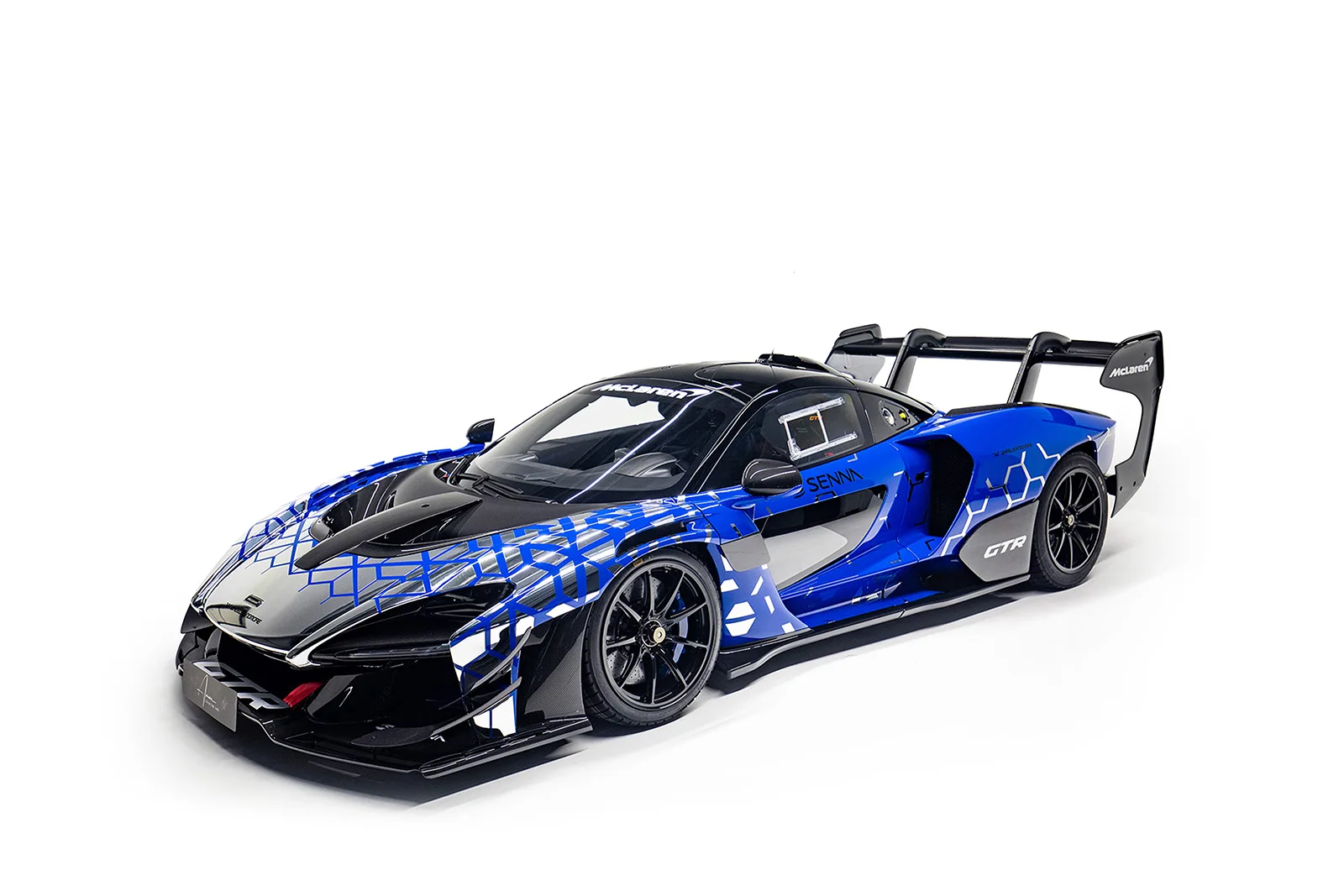 2021 McLaren Senna GTR offered by a specialist dealer in Kerpen, Germany, main photo