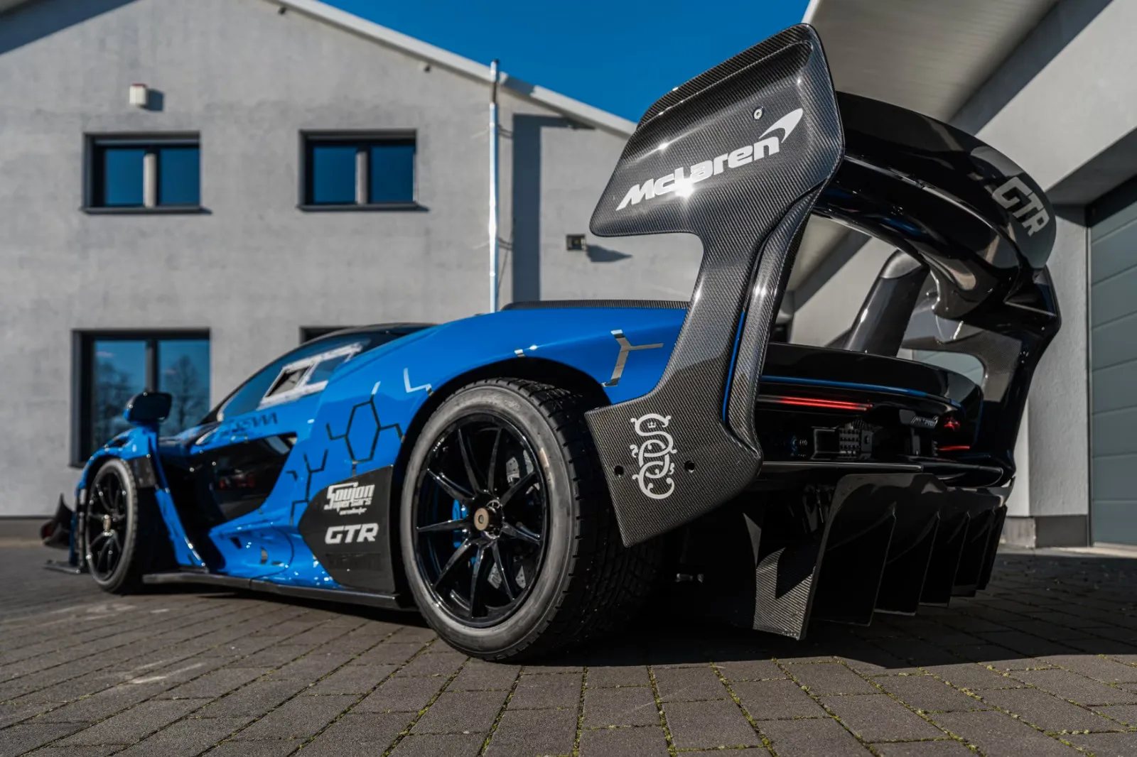 2021 McLaren Senna GTR, 3/14