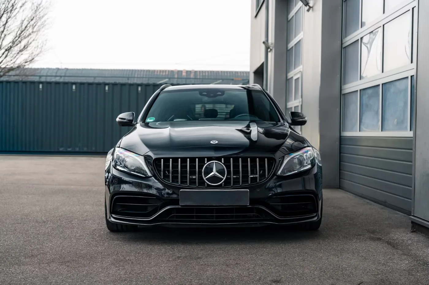 2021 Mercedes-AMG C 63 S Estate proposée par un spécialiste de la supercar à Munich, Allemagne, photo 3 sur 20