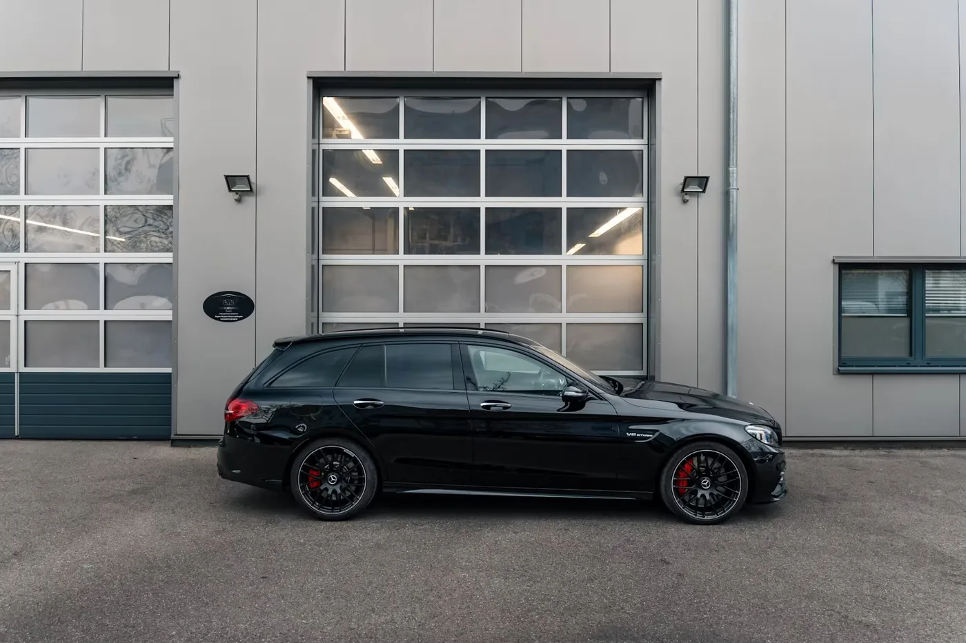 2021 Mercedes-AMG C 63 S Estate proposée par un spécialiste de la supercar à Munich, Allemagne, photo 4 sur 20