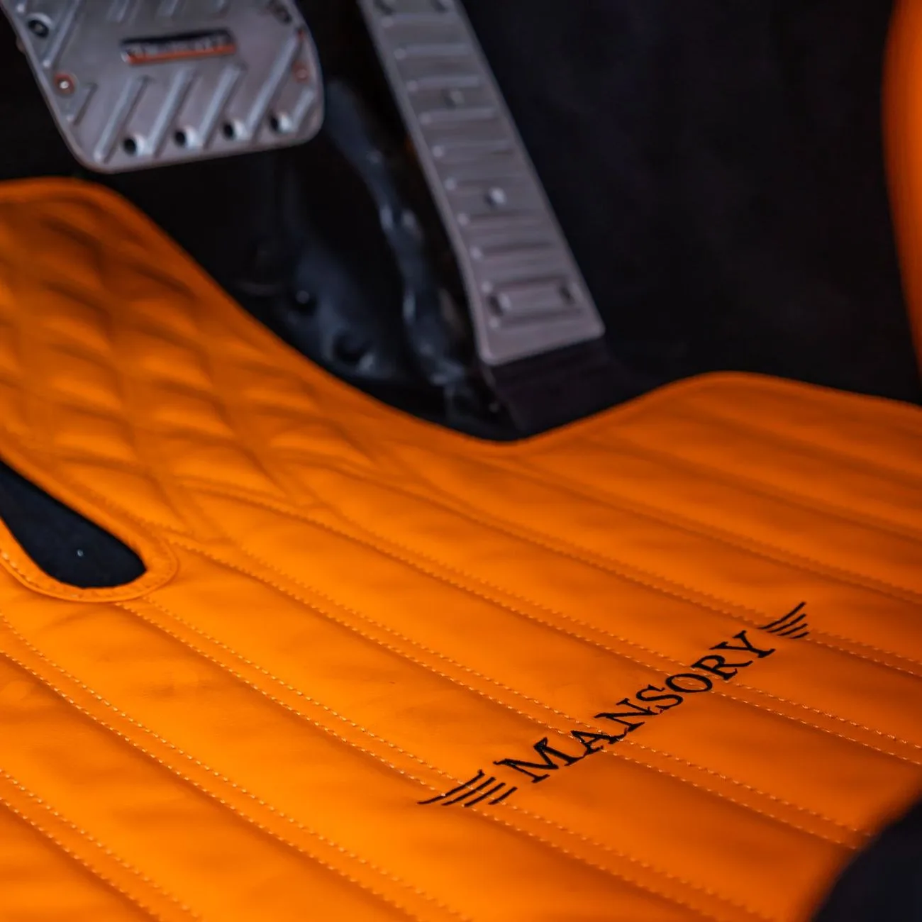 2021 Mercedes-AMG G 63 Mansory offered by a specialist dealer in Dubai, United Arab Emirates, photo 15 of 18