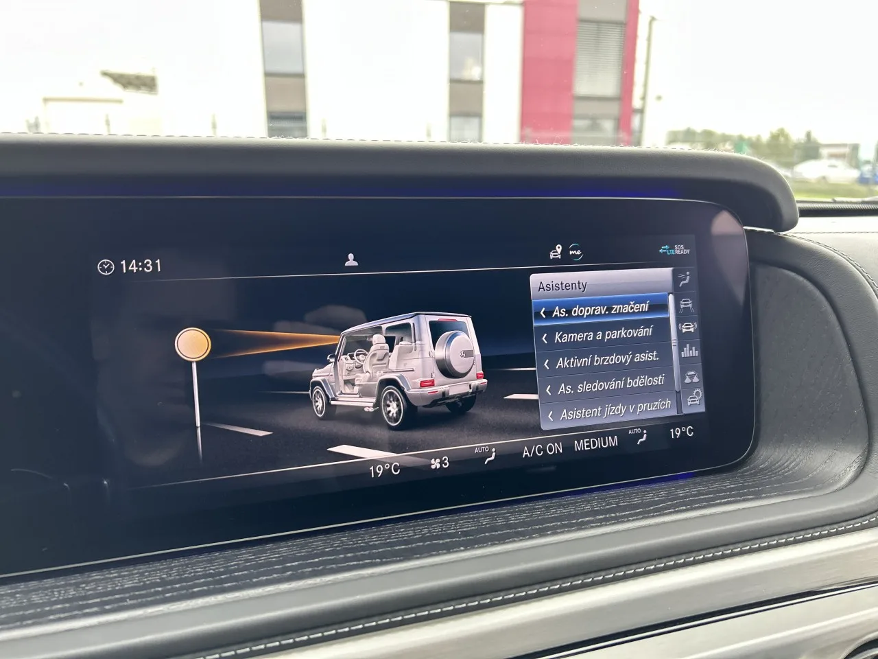 2021 Mercedes-AMG G 63 Night package offered by a specialist dealer in Písek, Czechia, photo 28 of 38