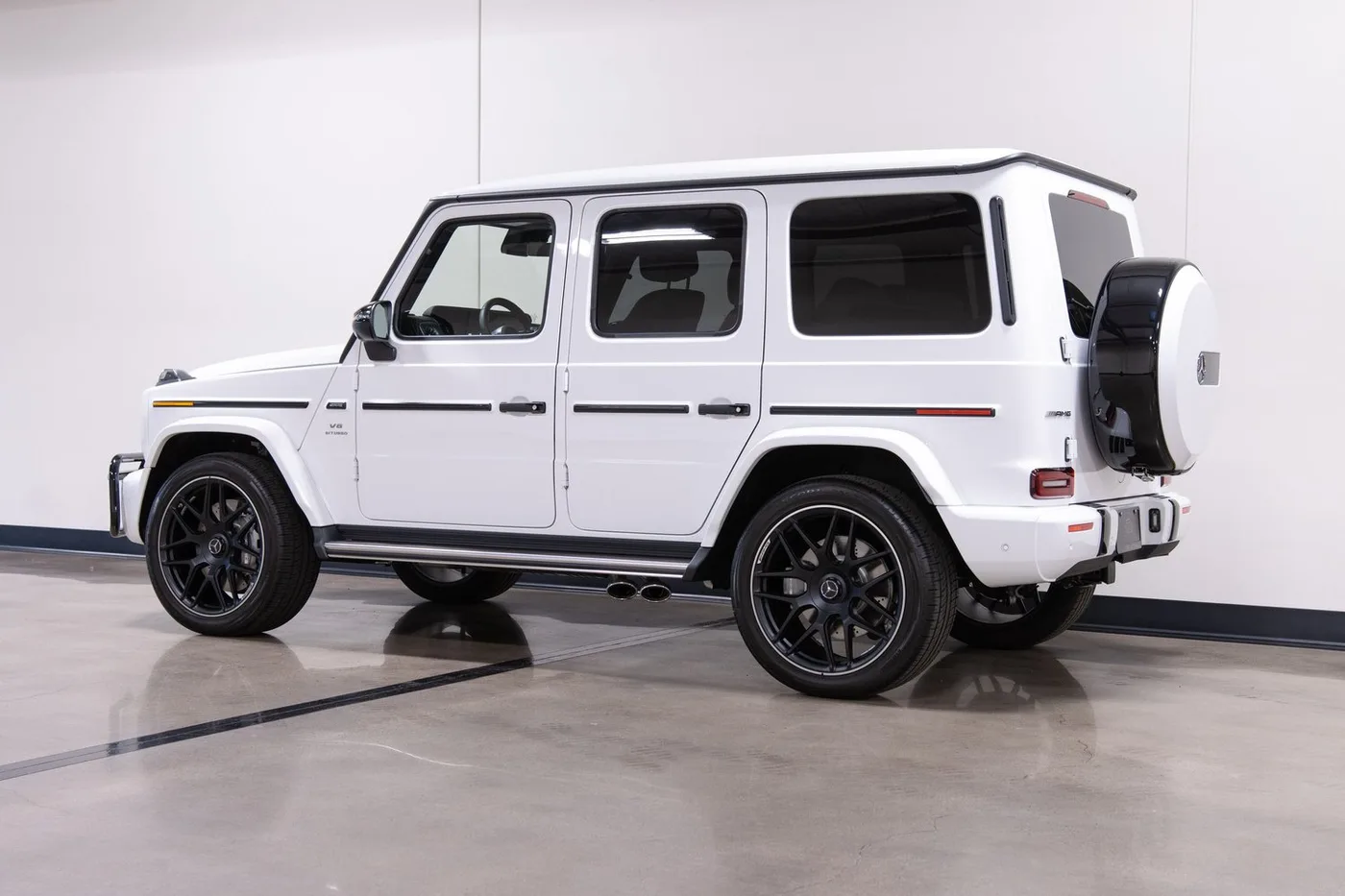 2021 Mercedes-AMG G 63 sold by a specialist dealer in Costa Mesa, United States, photo 7 of 15
