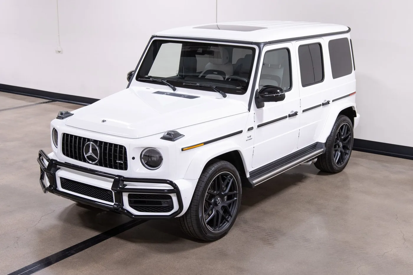 2021 Mercedes-AMG G 63 sold by a specialist dealer in Costa Mesa, United States, photo 13 of 15