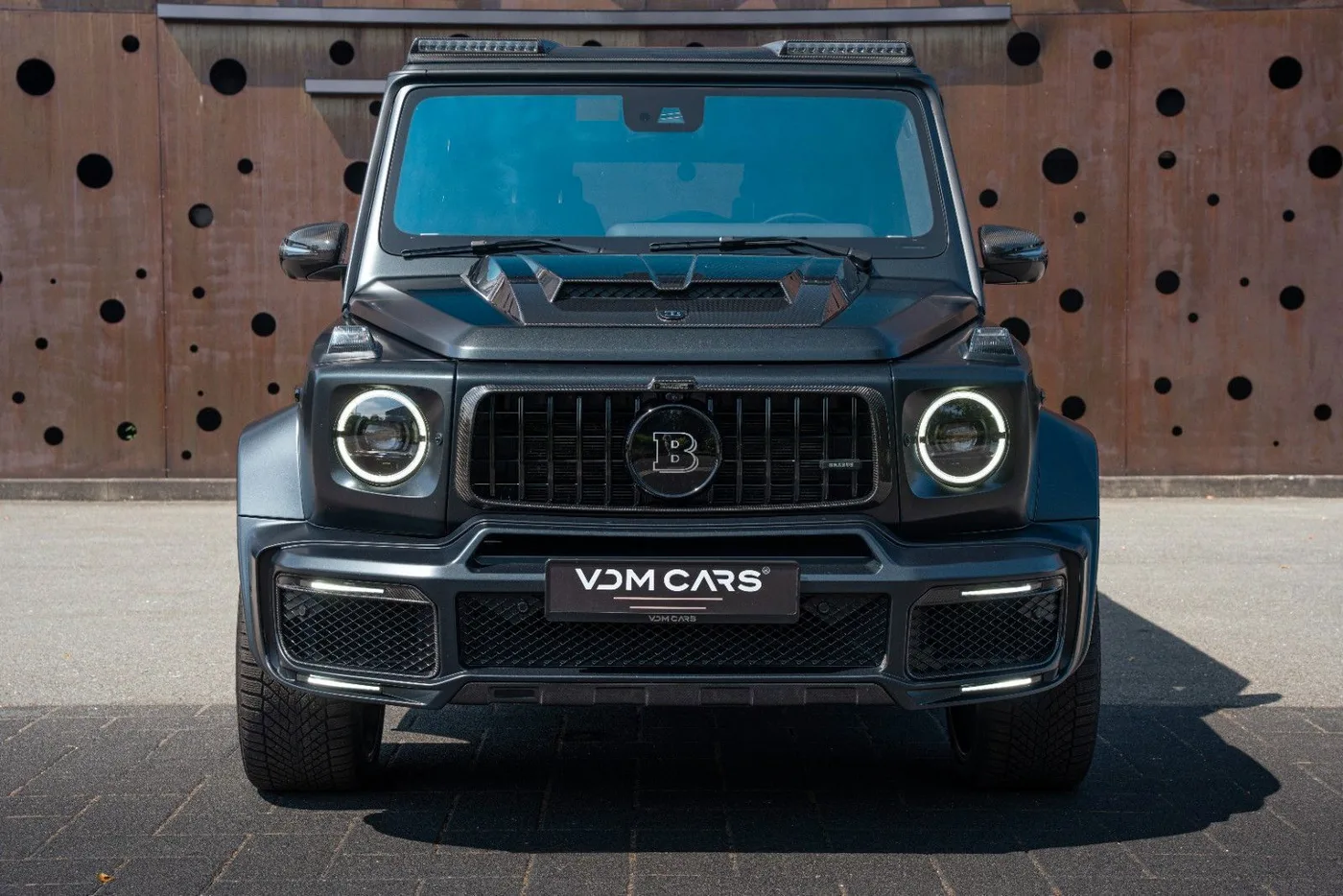 2021 Mercedes-AMG G 63 offered by a supercar dealer in Gronau, Germany, photo 6 of 25
