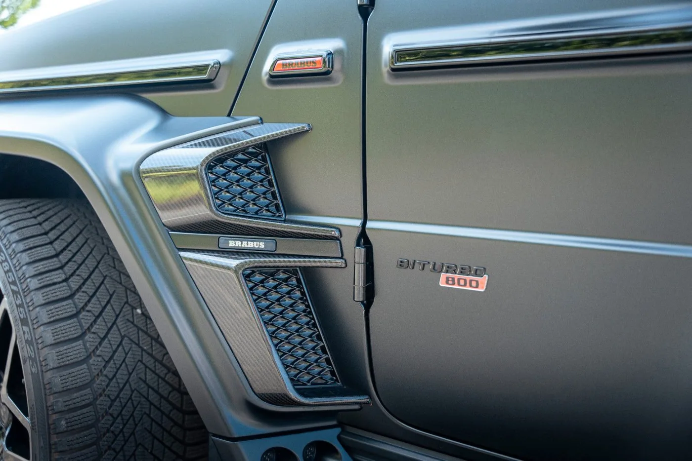 2021 Mercedes-AMG G 63 offered by a supercar dealer in Gronau, Germany, photo 13 of 25