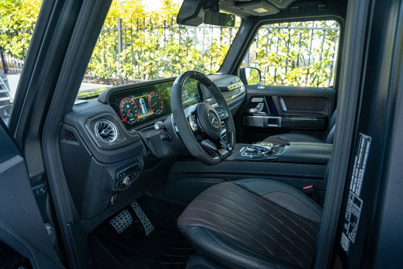 2021 Mercedes-AMG G 63 offered by a supercar dealer in Gronau, Germany, photo 16 of 25